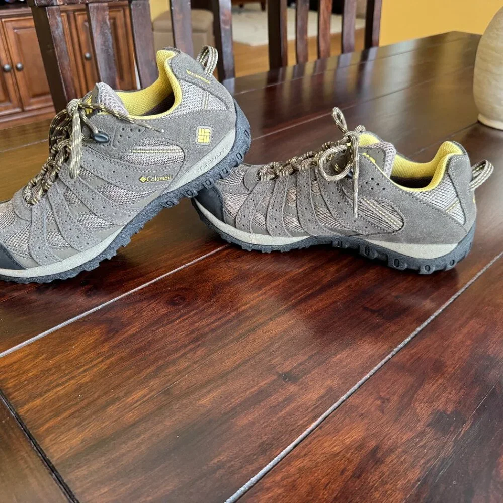 Columbia Redmond Waterproof Hiking Shoes, Size 9.5 Women's Brand New - Picture 5 of 8